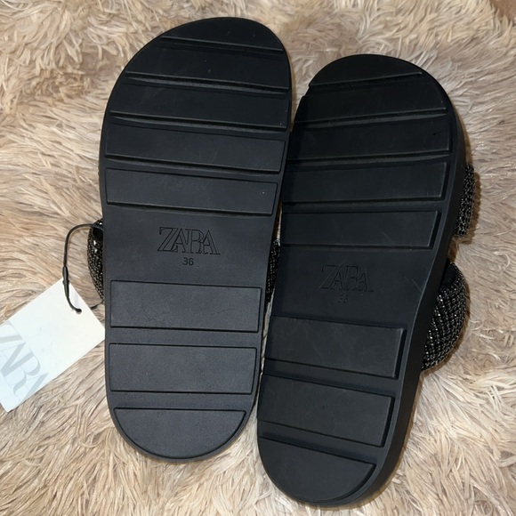 Zara Black🖤🖤🖤 Rhinestone Flat Sandals - Size 6 - NWT - Picture 12 of 12